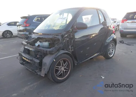 2013 Smart Fortwo Passion z USA, uszkodzony, nr VIN WMEEJ3BA2DK672471